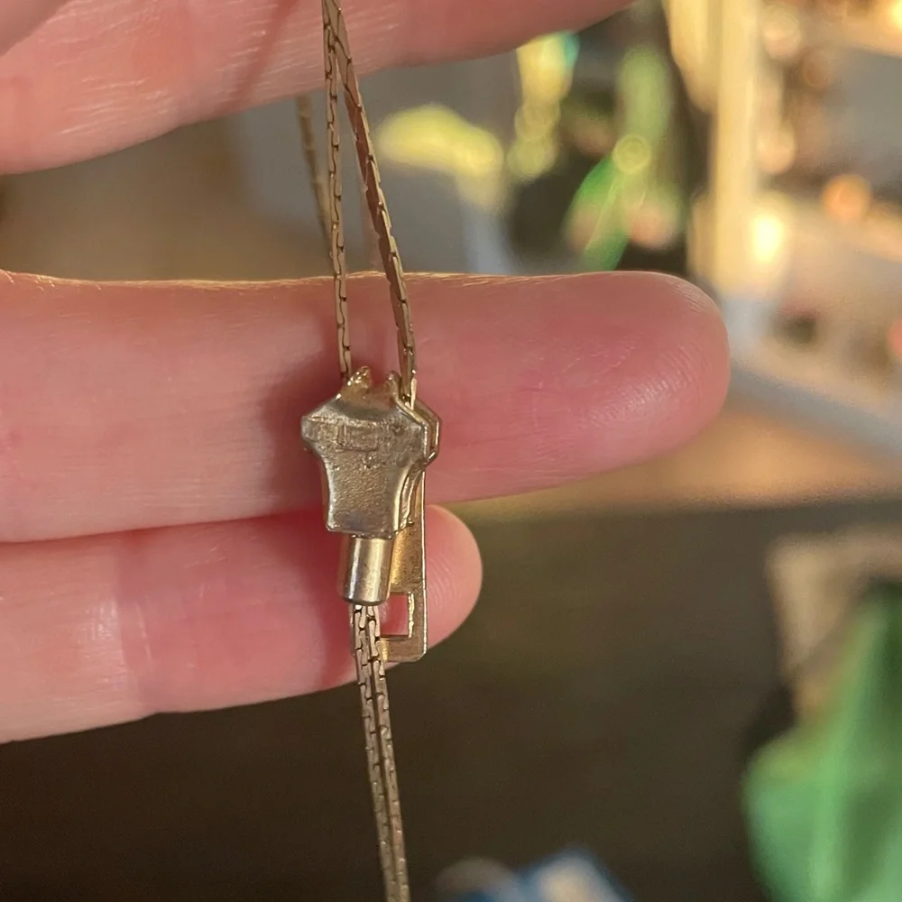 Vintage Gold Chain Necklace - Shiny Gold Tone - Picture 6 of 8